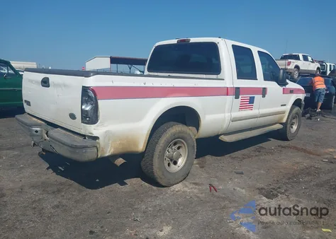 2002 Ford F250 Super Duty z USA, uszkodzony, nr VIN 1FTNW21F42EB41128
